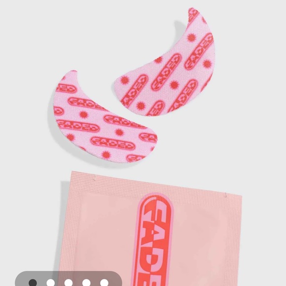 Topicals Faded Under Eye Masks - Picture 3 of 8